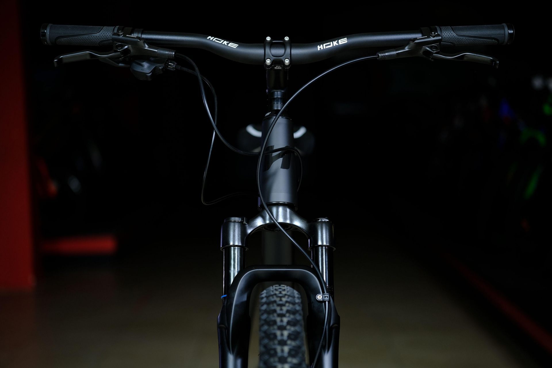 Вилка воздушная Boost GTMRK 550 AIR под ось 15mm HOKE 11 Way 29 HD матовый чёрный-серый 19